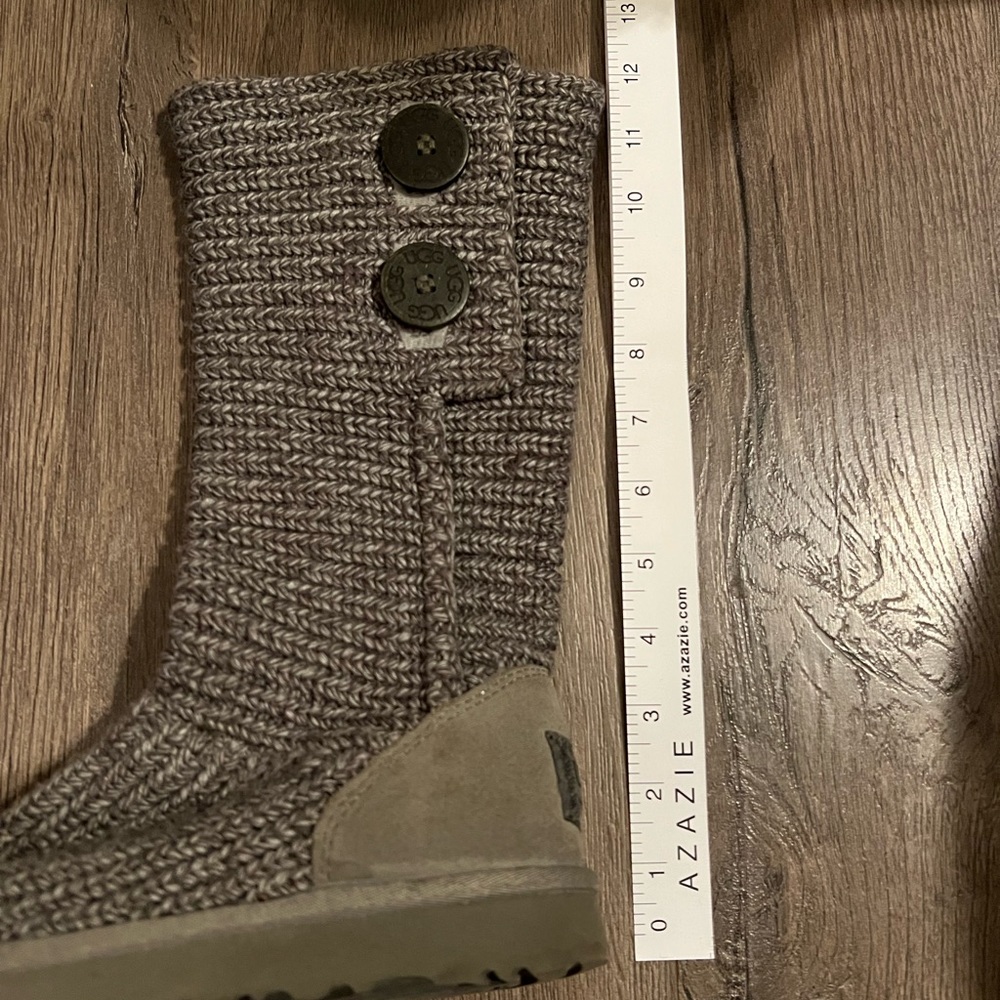 Knitted uggs - Picture 4 of 4